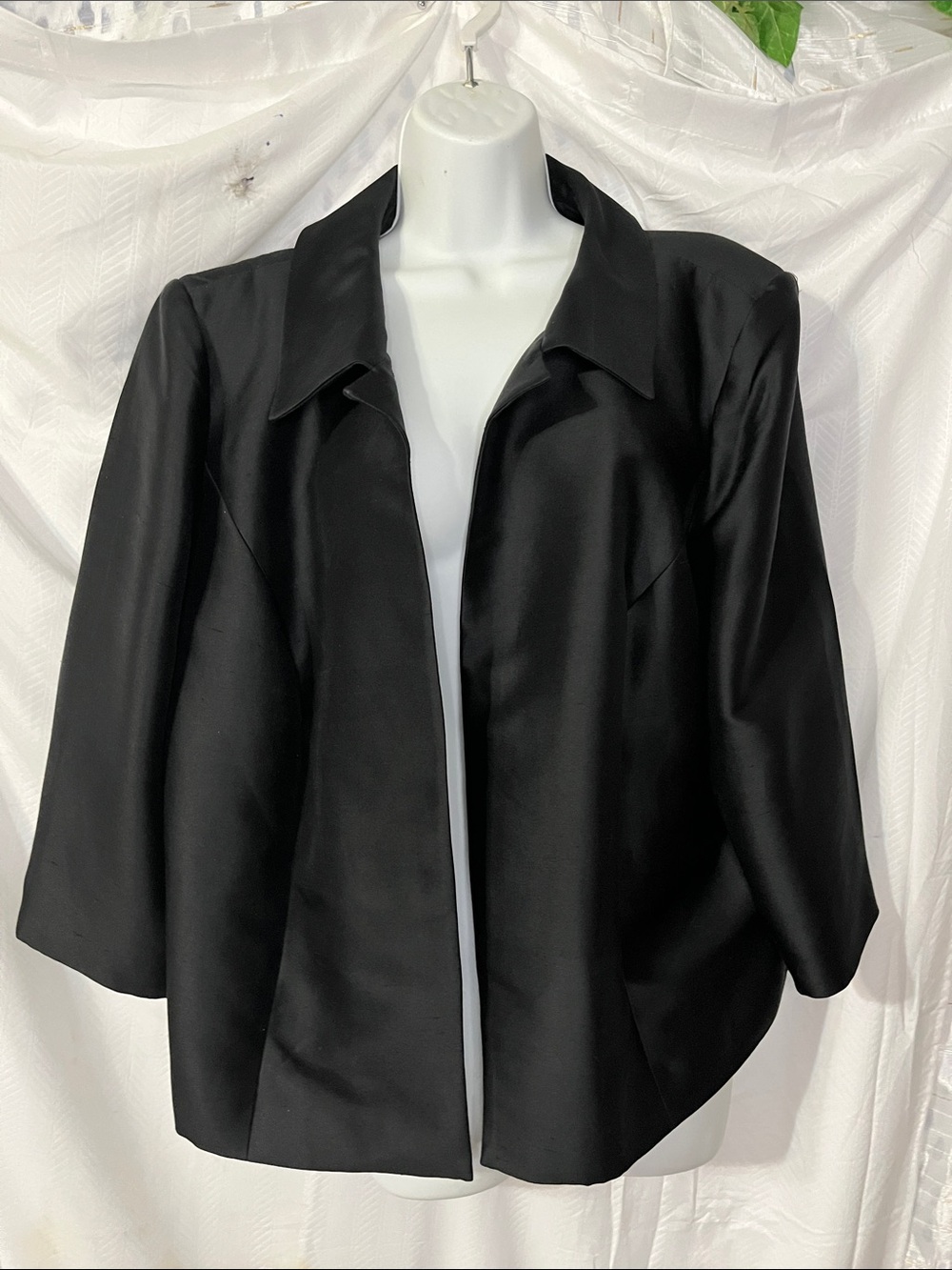 Bloomingdale's Black Satin Open-Front Women's Blazer 20W Plus size